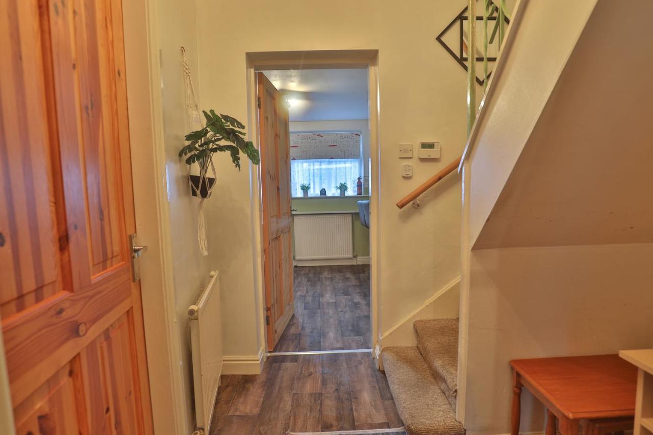 Devon St - Cozy Home, Free Easy Parking! Kingston upon Hull Kültér fotó